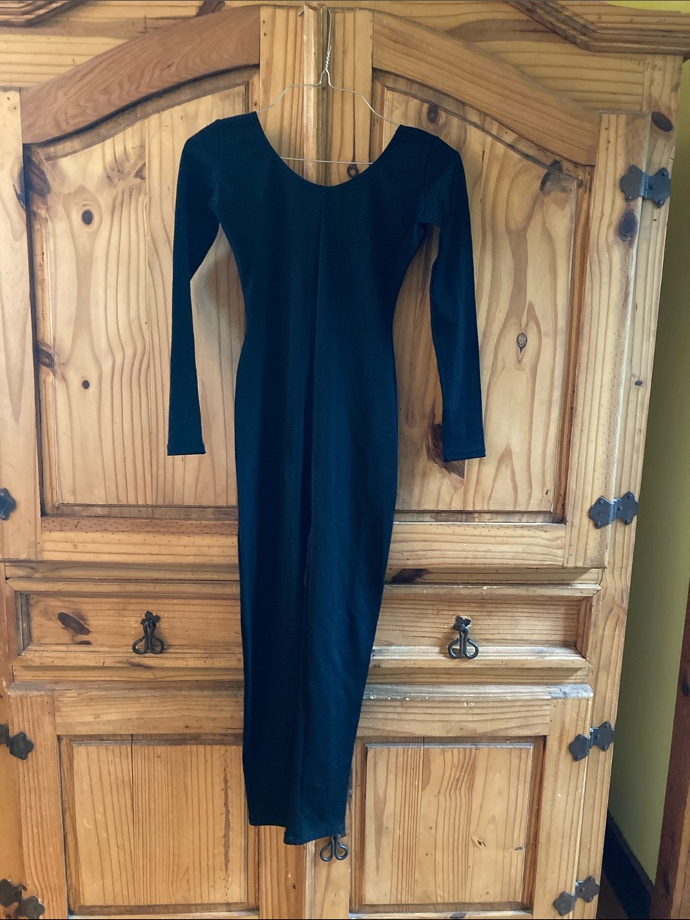 Girls Capezio black long sleeve bodysuit dance costume size L